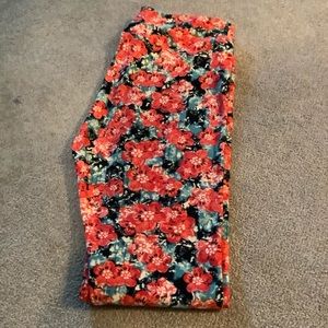 Gorgeous pattern Lularoe leggings